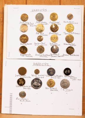 Lot 471 - Harrier pack hunt buttons