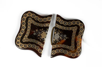 Lot 834 - A Victorian pique tortoiseshell buckle