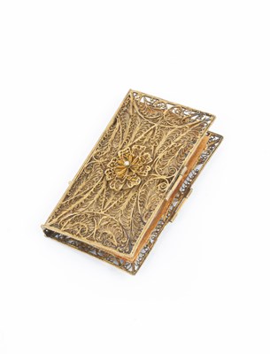 Lot 395 - A silver gilt filigree needle book