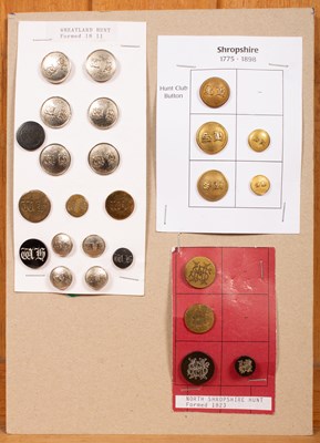 Lot 618 - Hunt buttons