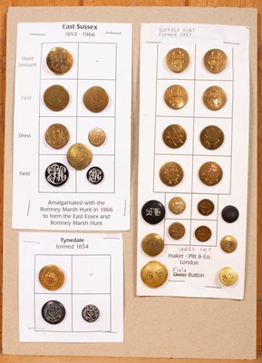 Lot 620 - Hunt buttons