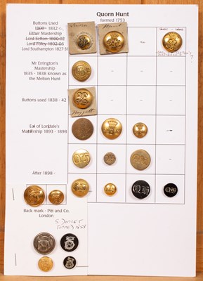 Lot 625 - Hunt buttons