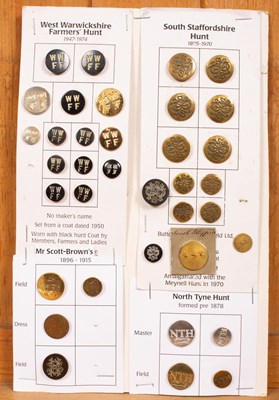 Lot 627 - Hunt buttons