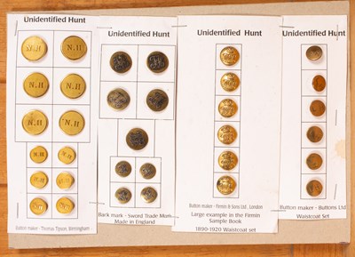 Lot 661 - Hunt buttons