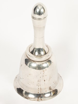 Lot 558 - A silver plated cocktail shaker