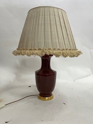 Lot 612 - A Chinese style table lamp