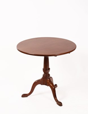 Lot 620 - A George III style tripod table