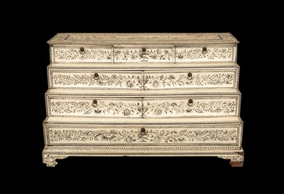 Lot 260 - An Anglo-Indian engraved ivory stepped four tier dressing stand