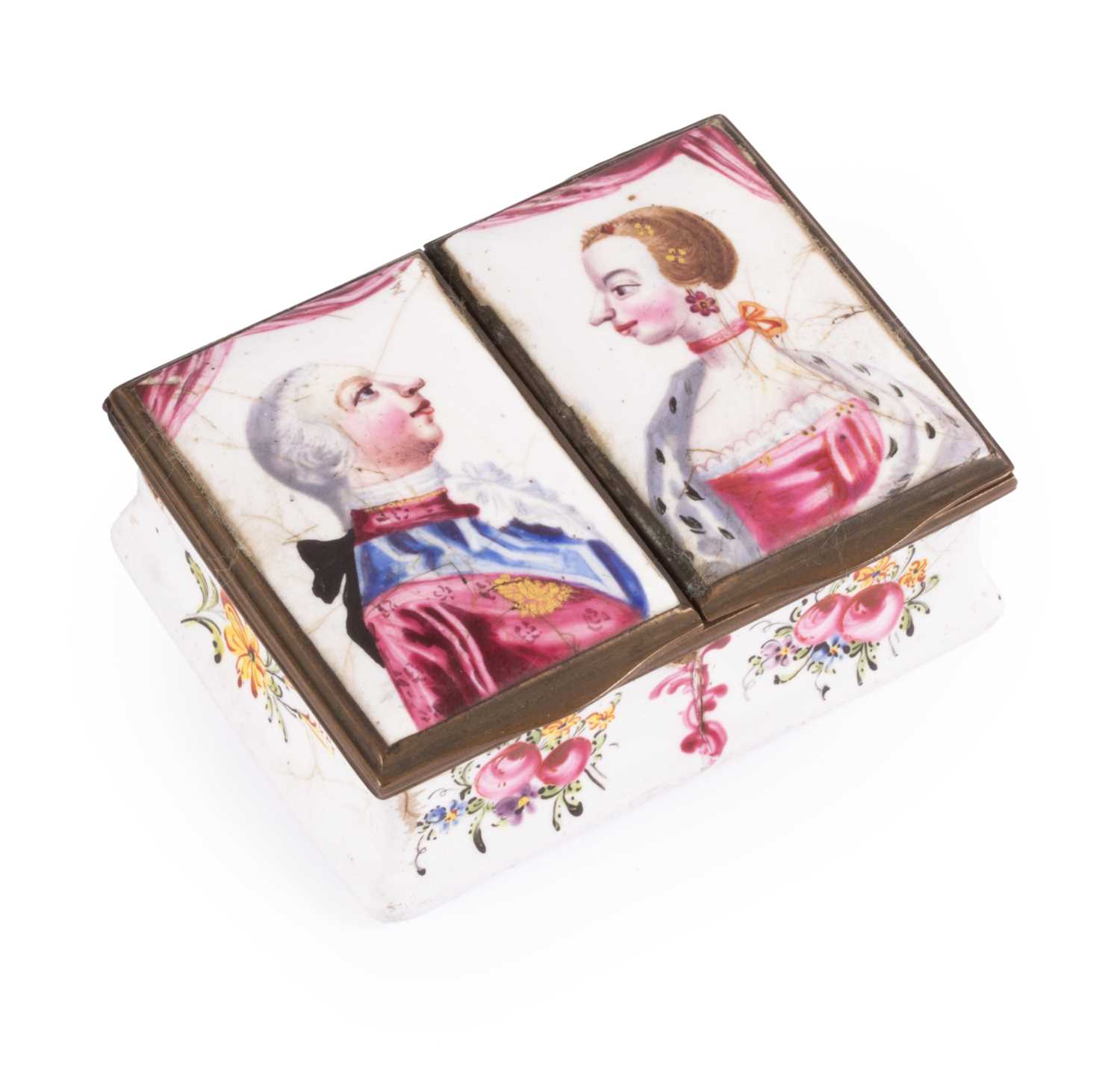 Lot 101 - A South Staffordshire enamel snuff box