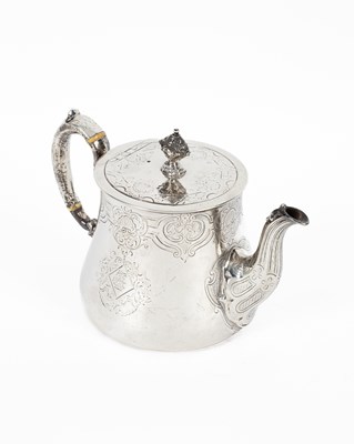 Lot 13 - A Victorian silver teapot