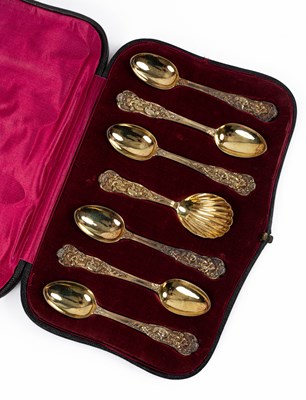 Lot 120 - A set of six Victorian silver gilt teaspoons