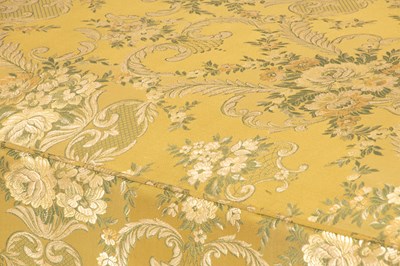 Lot 77 - A Victorian chaise longue
