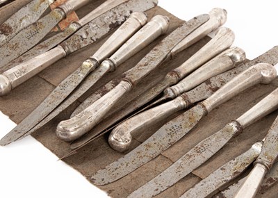 Lot 36 - Nine George III silver handled pistol grip cheese knives