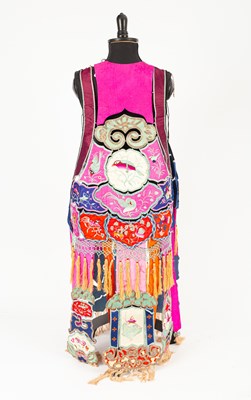 Lot 611 - A Chinese lady's wedding tabard