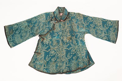 Lot 113 - A Chinese lady's silk jacket