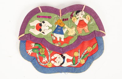 Lot 154 - A Chinese child's purse