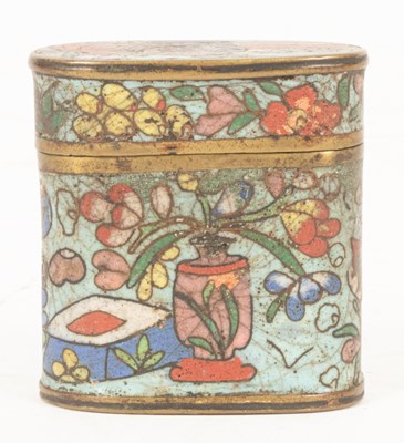 Lot 150 - A Chinese cloisonne opium box