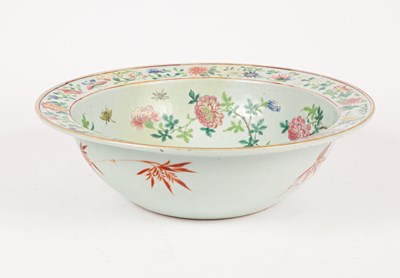 Lot 90 - A 19th Century famille rose porcelain basin