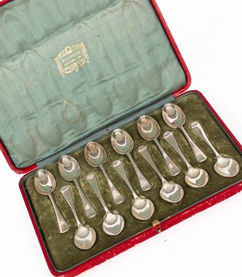 Lot 443 - A set of twelve silver coffee spoons