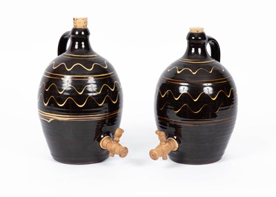 Lot 260 - Winchcombe pottery