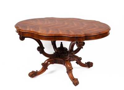 Lot 601 - A Victorian rosewood centre table