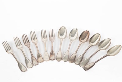 Lot 426 - A George IV set of six fiddle and thread pattern silver tablespoons and six silver table forks