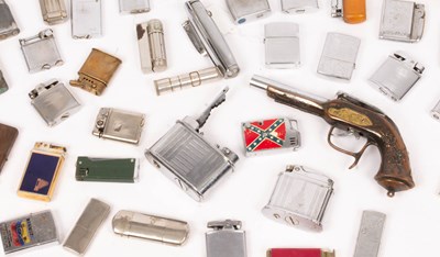 Lot 882 - A collection of petrol lighters