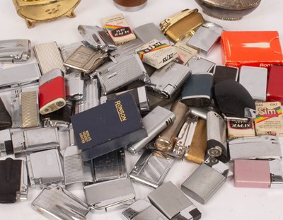 Lot 884 - A collection of gas lighters