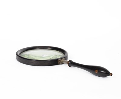 Lot 854 - A large library magnifying glass