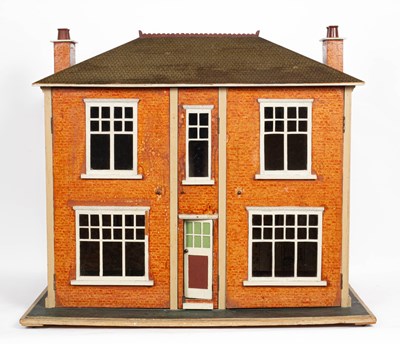 Lot 998 - A 1930s doll's house