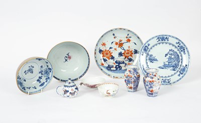 Lot 587 - A quantity of Oriental porcelain