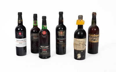 Lot 465 - Vintage Port