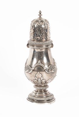 Lot 393 - A large silver sugar caster