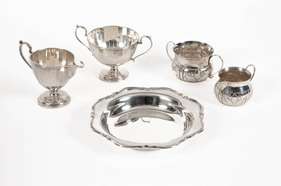 Lot 397 - A Victoria silver milk jug and sugar basin