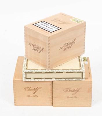 Lot 486 - Cigars: Davidoff