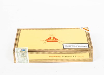 Lot 505 - Cigars: Montecristo