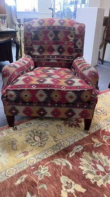 Lot 537 - A George Smith Lennagan pattern armchair