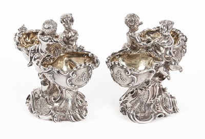 Lot 418 - A pair of William IV silver open salts