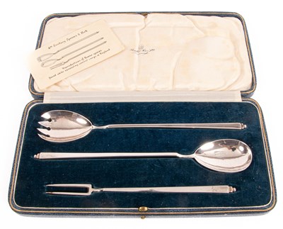 Lot 419 - A set of reproduction Roman silver spoons and fork