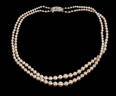 Lot 396 - A Rosita double strand of graduated simulated pearls