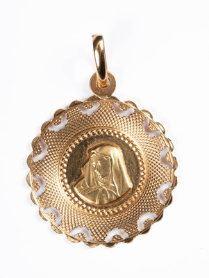 Lot 221 - An 18ct gold Madonna pendant