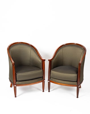 Lot 473 - A pair of Art Deco style tub chairs