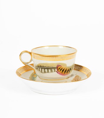 Lot 685 - A Barr Worcester cabinet cup and saucer