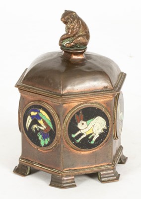 Lot 719 - A Harold Stabler Arts & Crafts lidded pot