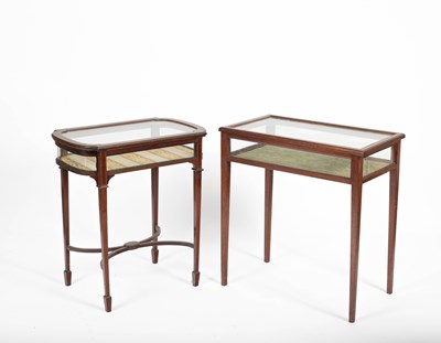 Lot 110 - Two Edwardian vitrine tables