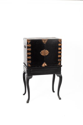 Lot 123 - A black lacquer Chinoiserie cabinet on stand