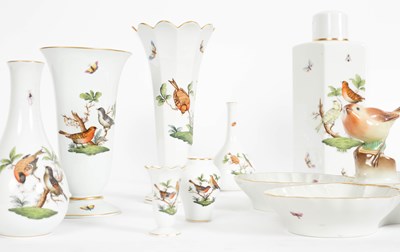 Lot 125 - A collection of Herend Rothschild birds pattern porcelain