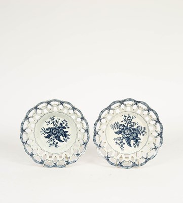 Lot 721 - Two Worcester blue and white Pinecone pattern circular baskets