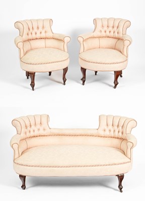 Lot 160 - An Edwardian salon suite of small proportions