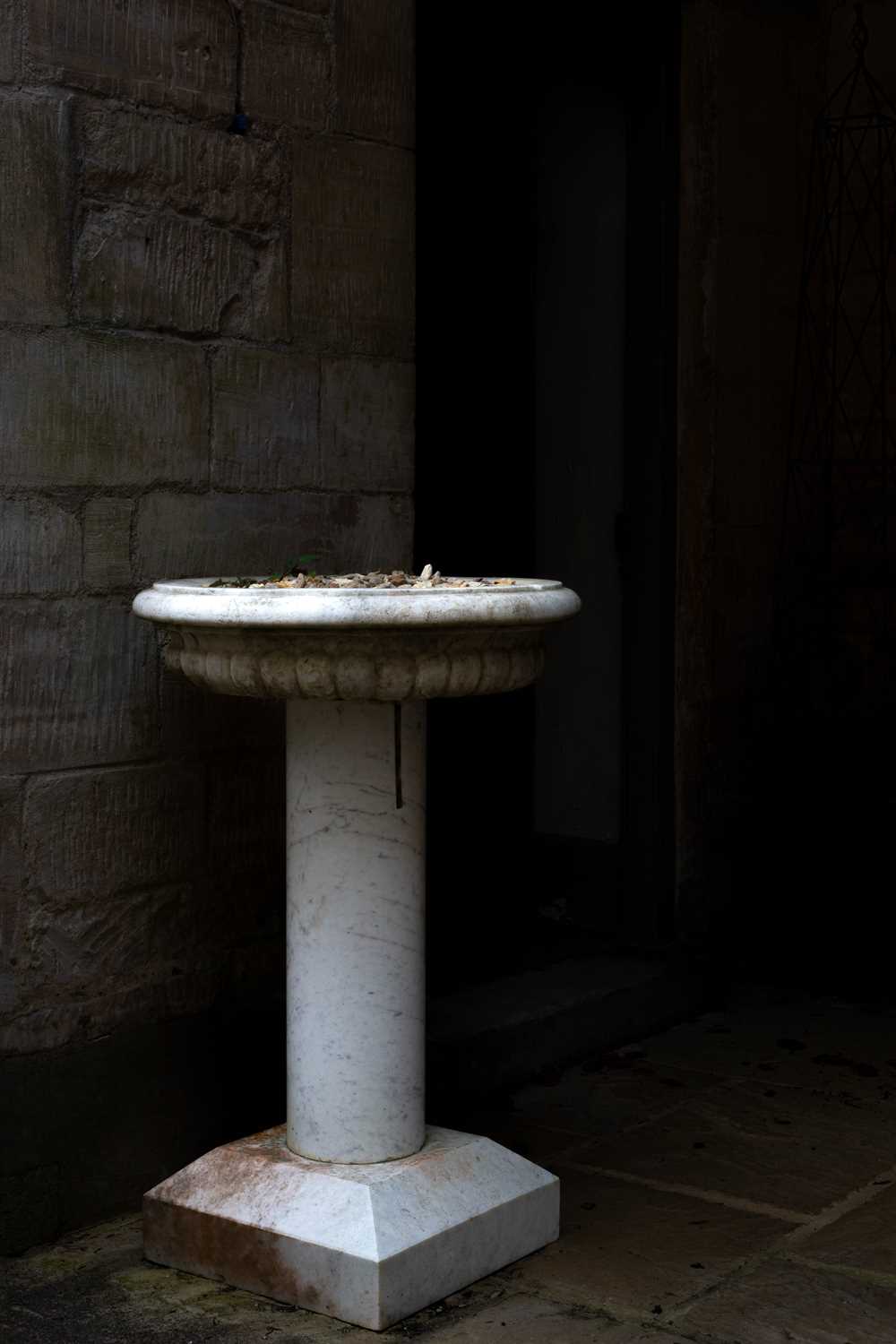Lot 2 - A marble bird bath